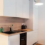 Apartment Mit Terrasse *